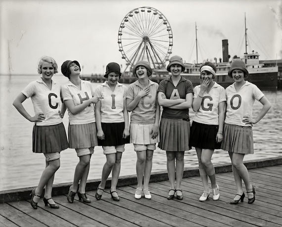 Chicago Wall Art : Vintage Navy Pier Print - Flapper Girls Gift