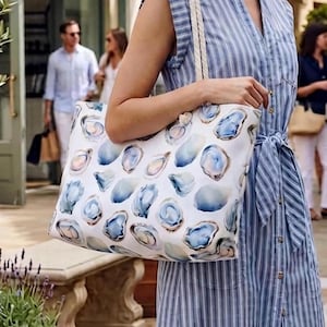 Mahjong carry all bag Mahjong travel tote Mahjong game night bag Chinoiserie Mahjong carryall pagoda print Mahjong tote Mahjong tile storage bag personalized Mahjong carryall custom Mahjong travel bag Mahjong player gift idea Mahjong hostess gift Mahjong travel tote Mahjong organizer bag Mahjong pouch with initials elegant Mahjong accessory Mahjong Christmas gift Mahjong lover carryall Mahjong tournament bag Mahjong gift for her Mahjong floral bag  Mahjong birthday gift mahjong mothers day gift