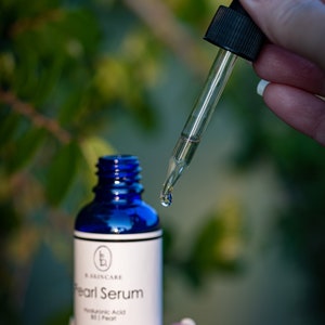 Pearl Serum - Natural Facial Serum Infused with Pearl, Hyaluronic Acid, and Natural Preservatives