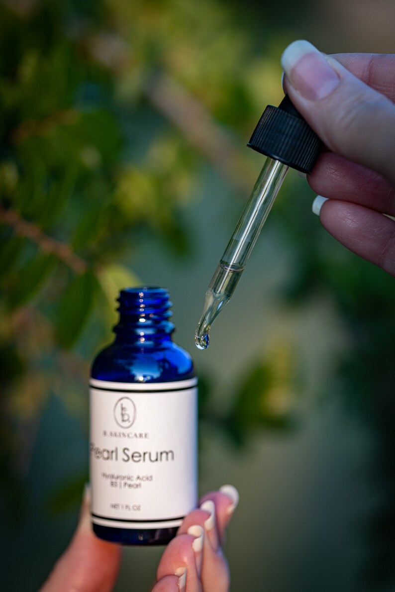 b.Skincare pearl serum