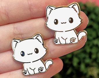 Elegant White Cat Pin – For Cat Lovers! [More Colors and Breeds Available in My Shop]