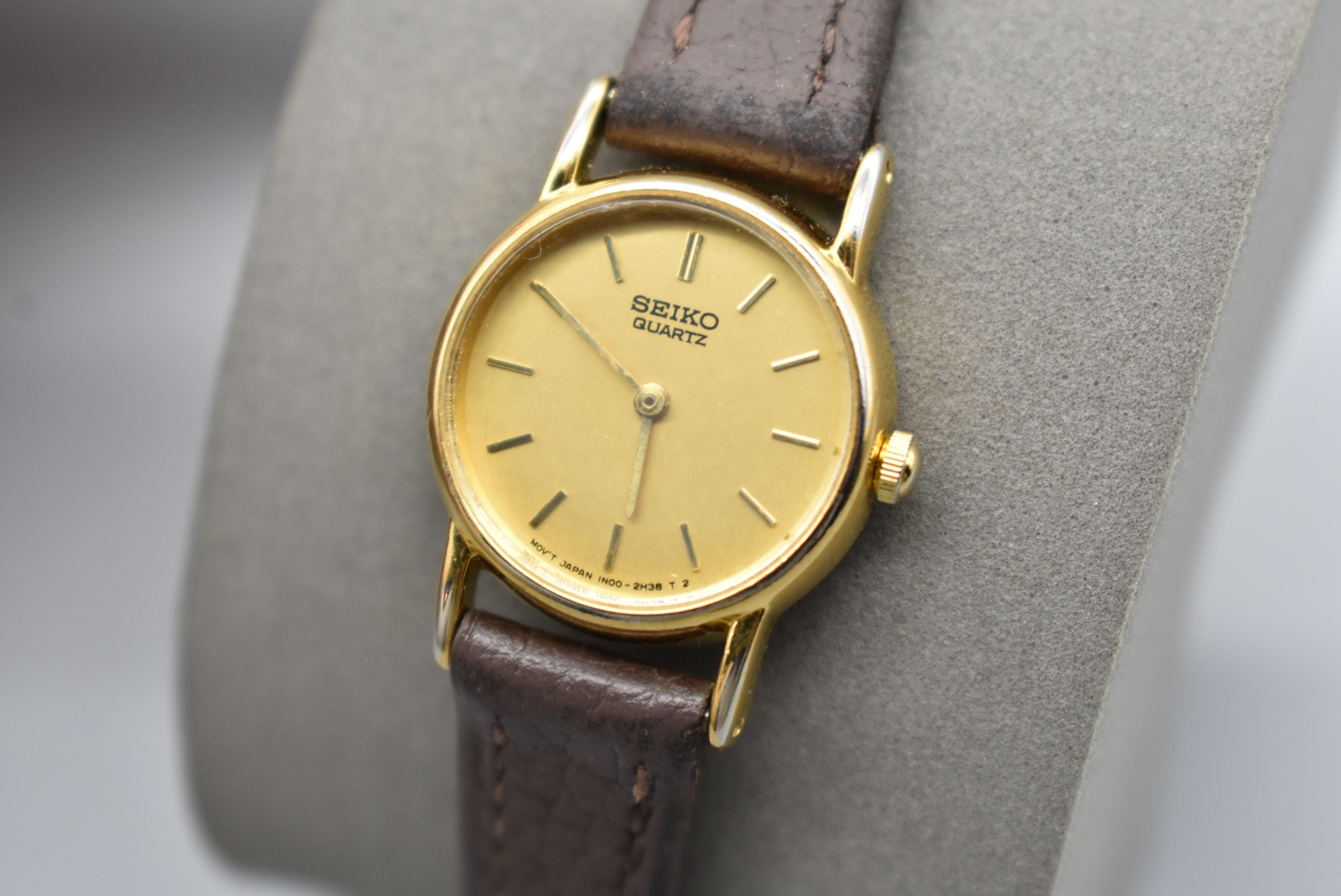 稼働 SEIKO LASSALE 腕時計 薄型 美品 バングル クラシカル272 Seiko lassale watch - Etsy 日本