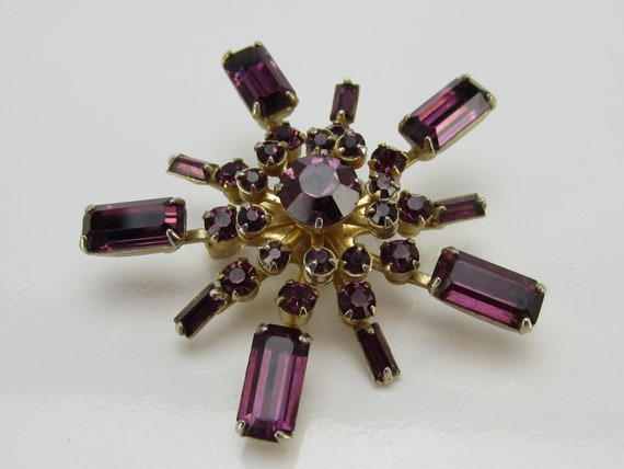 Coro Star Brooch in Silver Tone and Amethyst Colo… - image 2