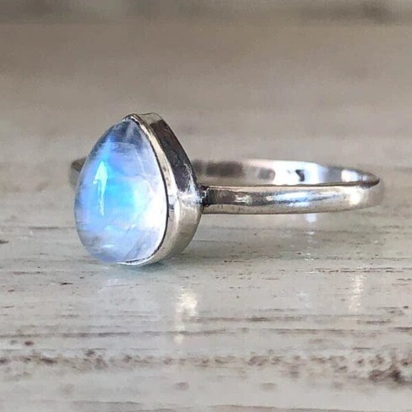 Rainbow Moonstone Pear Ring, Moonstone Ring, Statement Ring, Moonstone Jewelry, Rainbow Moonstone Ring, Boho Ring, Promise Delicate Ring