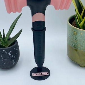 Blackpink - Supporto per Lightstick, galleggiante con logo (Stand Holder Support Jisoo Jennie Rosé Lisa Blink Bl-ping-bong Black Pink)