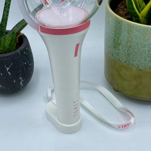 STAYC - Suporte para Lightstick (suporte de suporte para acessórios de decoração Sieun Seeun Sumin J Isa Yoon SWITH HIGHUP)