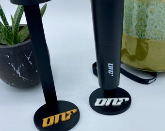 ONF - Standaard voor Lightstick, zwevend met logo (WarpBong Stand Holder Support Accessory Hyojin E-Tion Seungjun Wyatt Minkyun U ON OFF Fuse)