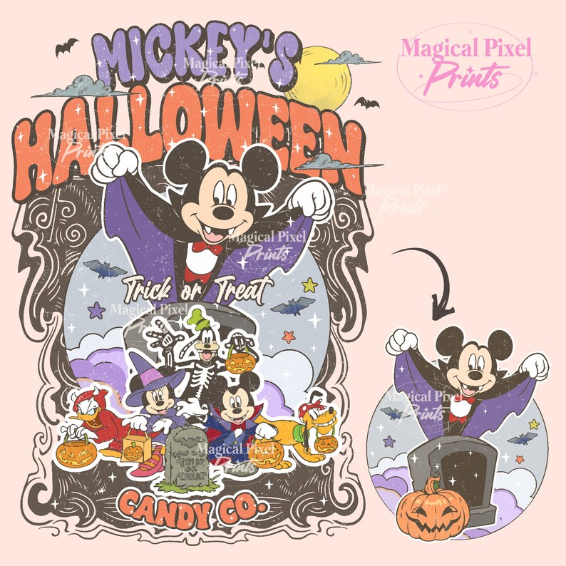 Może przedstawiać: Grafika w stylu retro na Halloween z Myszka Miki jako wampirem, otoczonym przez inne postacie Disneya w kostiumach. Projekt zawiera tekst "Mickey's Halloween" i "Trick or Treat". Nietoperze, pełnia księżyca i dynie dopełniają upiorny motyw.