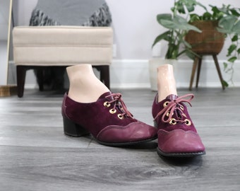 Vintage 1960's Purple Leather & Suede Lace Up Oxford Pumps by College Deb