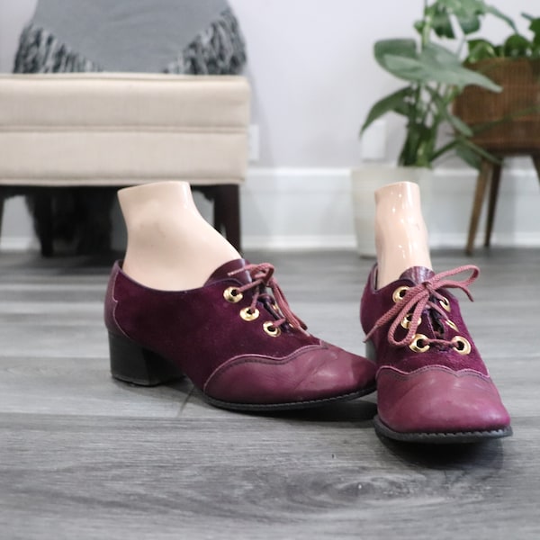 Vintage 1960's Purple Leather & Suede Lace Up Oxford Pumps by College Deb