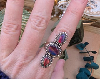 Ariana Ring // Vintage Sterling Silver Ring with Triple Rainbow Aurora Opal Inlay, Size 8