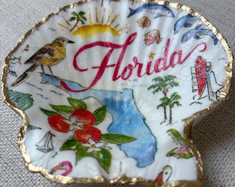 Scallop Shell Jewelry Dish | “The Florida Coast Shell” | Handcrafted Coastal Trinket Tray, Gold Leaf Beach Decor, Florida Gift, Nautical Rin