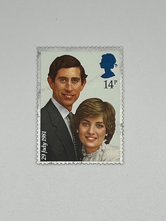 チャールズとダイアナの1981年の結婚記念切手7枚セット 英国新品未使用