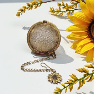 Sunflower Tea Infuser: Gold Stainless Steel Loose Leaf Strainer