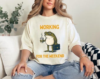 Funny Frog Shirt, Frog Meme Shirt, Funny Weirdcore Shirt, Sarcastic Office Humor T-Shirt, Frogcore Aesthetic Gift for Coworker, Trendy Frog