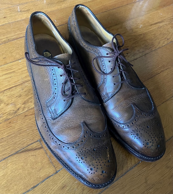 Vintage Bostonian brown leather wingtip men's dress shoes with Cat's Paw heels 10.5