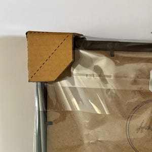 Archivo digital - Protectores de esquinas de cartón - Esquinas corrugadas - Proteja su arte durante el envío - Envío de arte - Embalaje de arte