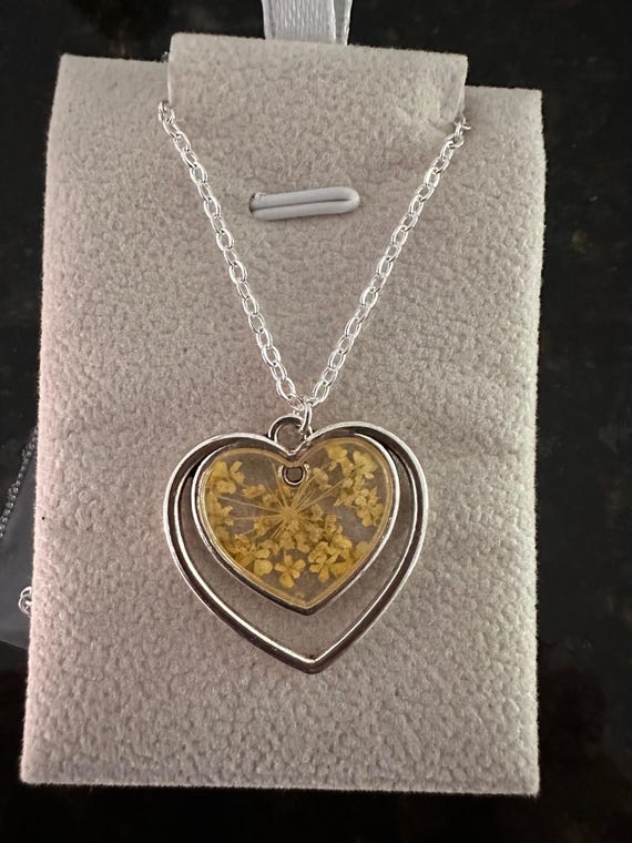 Queen Anne’s Lace Heart Necklace • Real Flower Resin Pendant • Sterling Silver Plated Brass • Botanical Jewelry • Dried Flower Gift for Her
