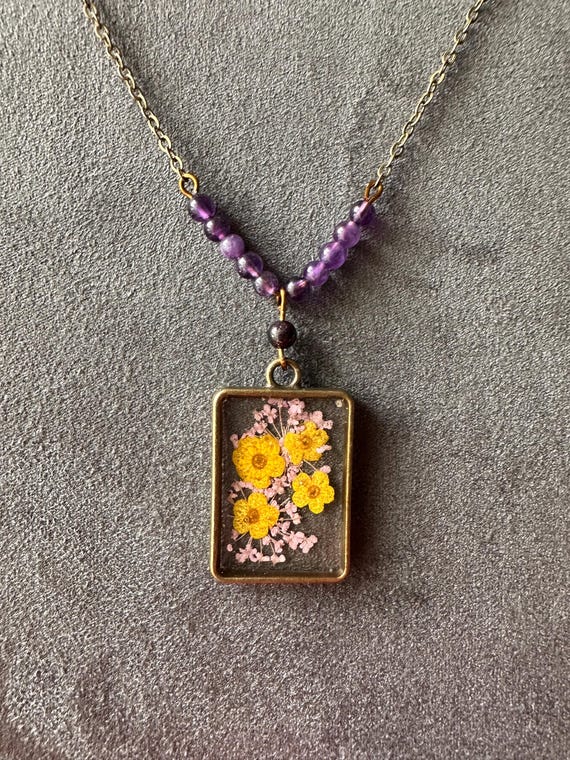 Purple Queen Anne's lace and yellow forget-me-nots|Floral necklace|Handmade jewelry|Unique gift|Purple glass beads|Vintage inspired|Elegant