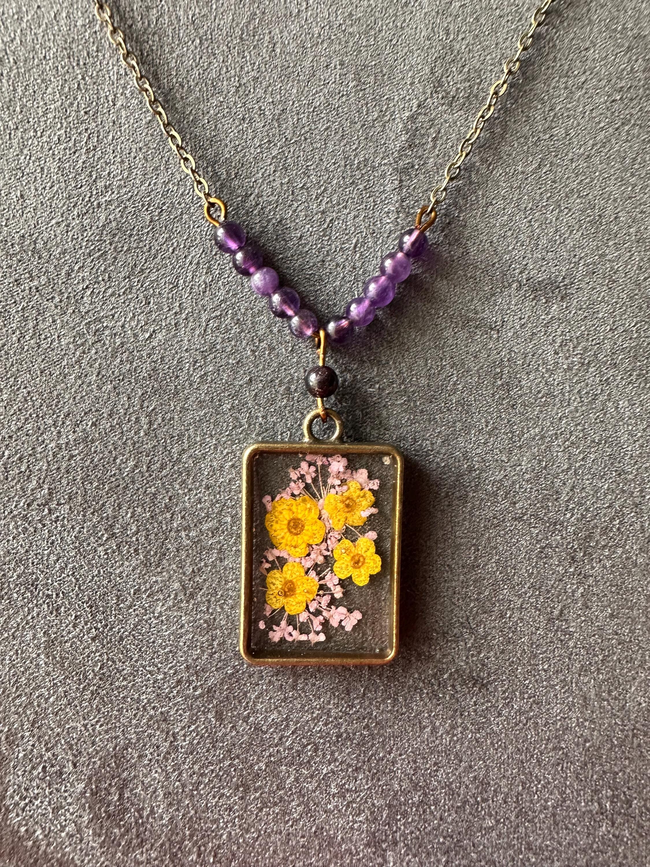 Purple Queen Anne's lace and yellow forget-me-nots|Floral