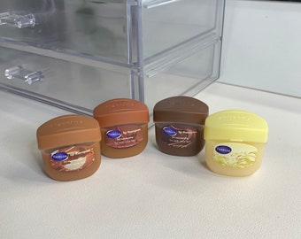Chocolate scented lip balm bundle | lipcare | gifts | beauty