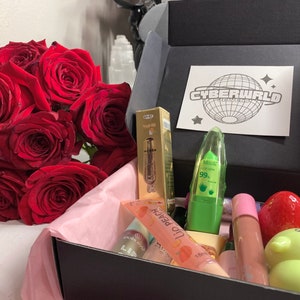 Mystery Lip Products | Beauty | Makeup | Lipstick | Lipgloss | Lipbalm