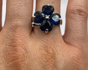 Vintage cobalt blue silver flower cocktail ring