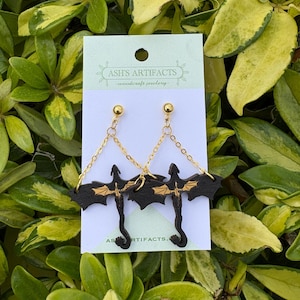 Wooden Forth Wing Dangle Earrings