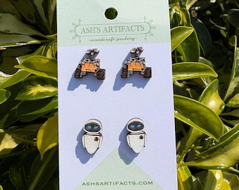 Pendientes de robot de madera