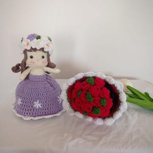 Flower Bouquet and Bride Amigurumi Crochet Pattern | Pattern Digital Download Crochet Pattern, Bouquet Magic Doll, Reversible Flower Bouquet