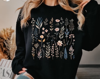 Vintage Wildflower Sweatshirt, Cottage core Floral Sweatshirt, Boho Flower Jumper, Wild Flower Sweater, Pressed Flower Shirt, Gift for Her