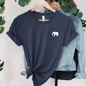 Elephant Shirt, Minimalistic Elephant Tshirt, Wildlife Shirt, Elephant Lover T Shirt, Safari Shirt, African Animal Tshirt, Elephant Gifts