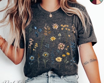Gothic Flower Shirt, Vintage Style Pressed Flower Shirt, Goblincore Floral Shirt, Wildflower Shirt, Boho Shirt, Hippie Clothes, Plants Shirt