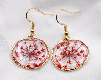 Handmade Red Floral Resin Earrings, Dried Flower Earrings, Floral Earrings, Gift for Her, Bridesmaid Gifts, Real Flower Resin Earrings