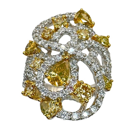 18k Yellow and White Diamond Ring