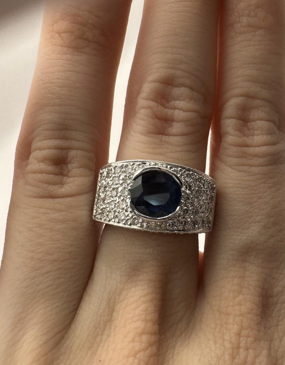 18k Diamond and Sapphire Ring - image 6