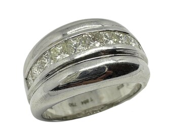 18k White Gold Princess Cut Diamond Wide Band Ring