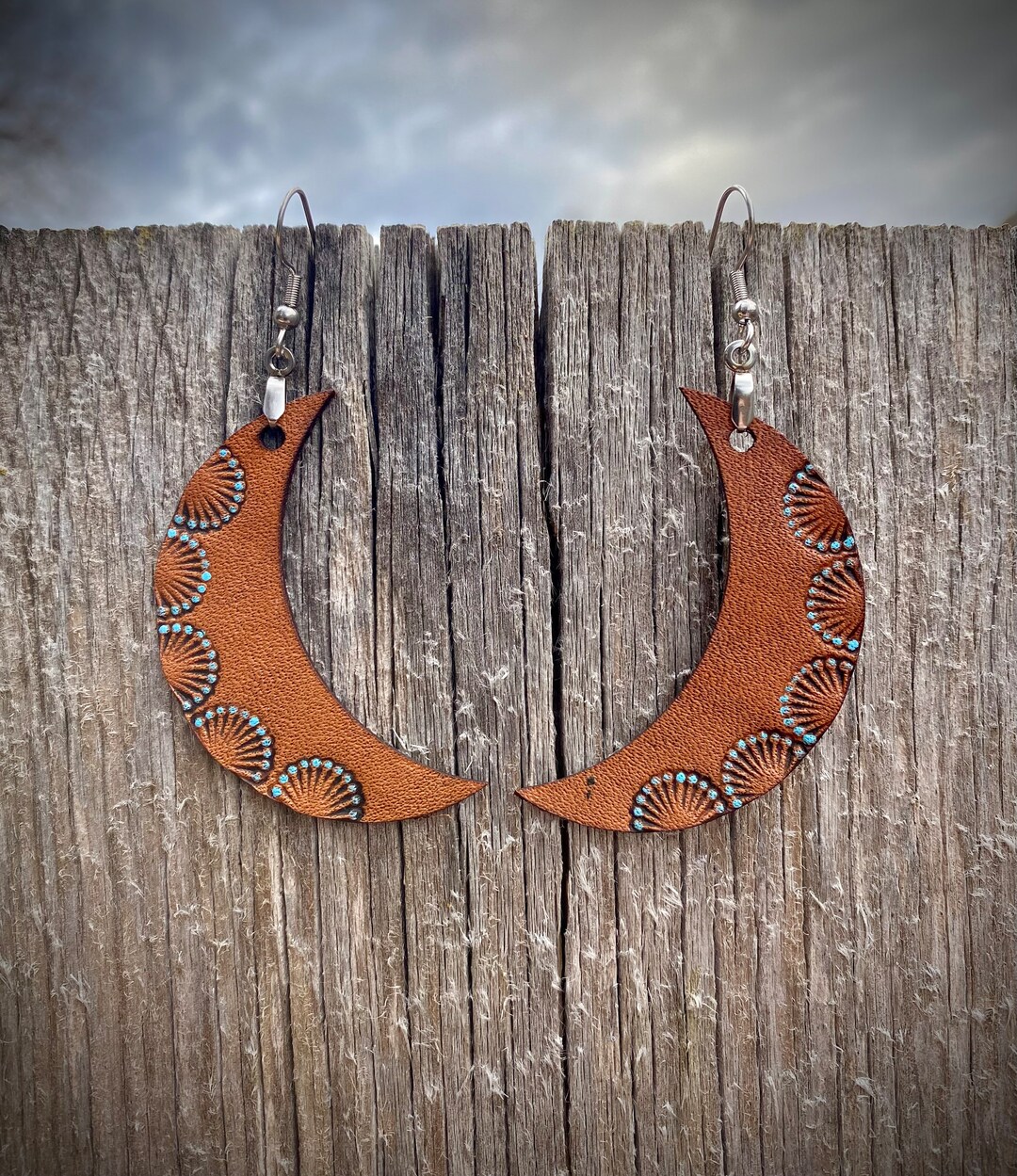 Moon Child Stamped Stick Turq Earring main image 1