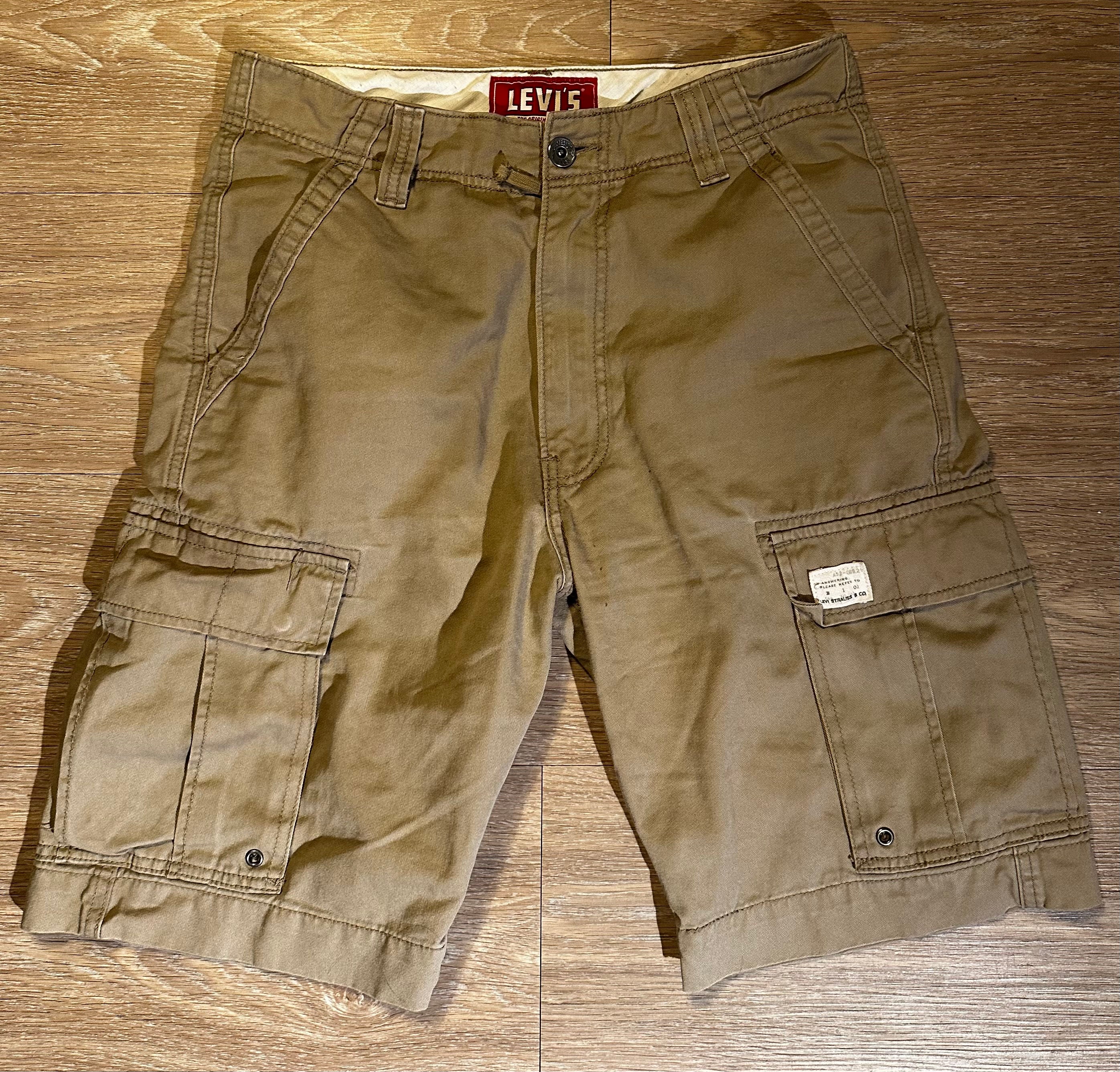Levi's store khaki shorts