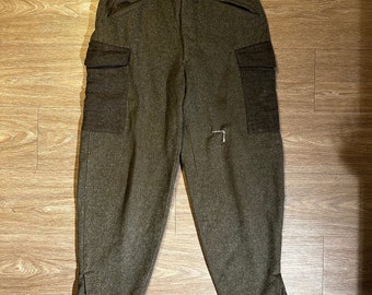 Vintage 1945 WWII Swedish Army Military Wool Cargo Pocket Pants / European Vintage / Military Pants