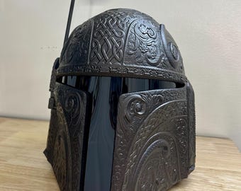 Deluxe Mandalorian Cosplay Helmet