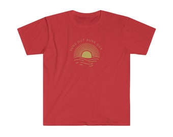 Suns Out Buns Out -unisex softstyle T-shirt, diverse kleuren en maten