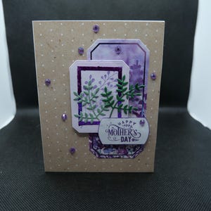 Carte de voeux faite main pour la fête des mères - Merveilleuse fête des mères violette