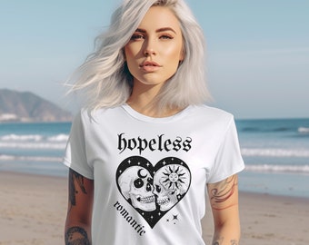T-shirt romantique désespéré : graphisme gothique grunge avec tête de mort et lune