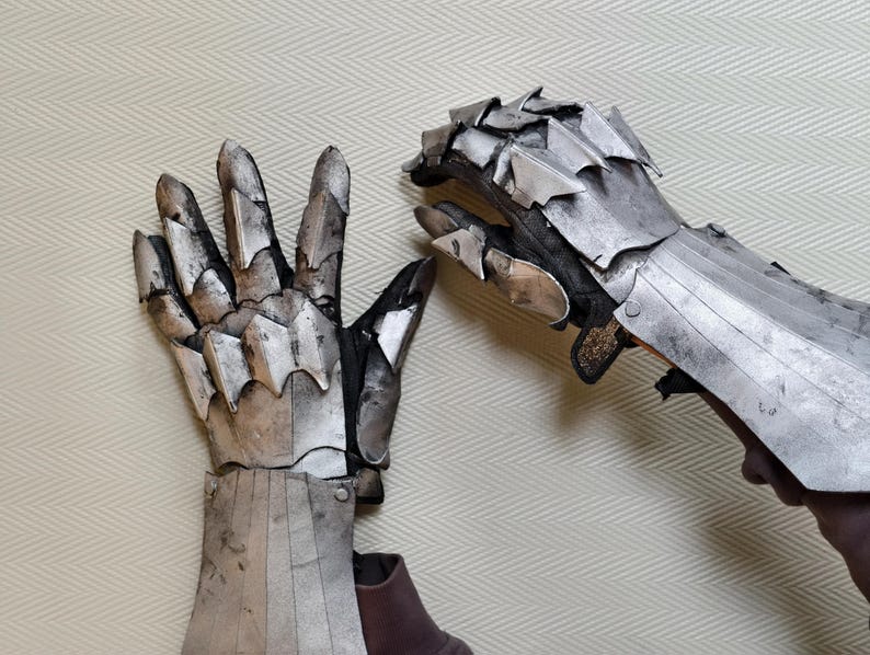 Knight Gauntlet EVA Foam Pattern PDF - Etsy