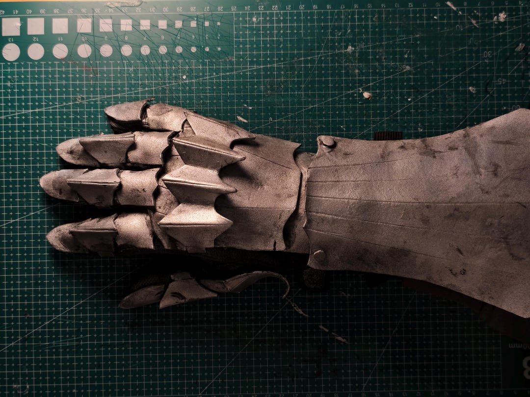 Fire Gauntlet Relic Pattern Knight Gauntlet EVA Foam Pattern PDF - Etsy