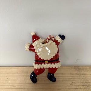 Retro 1980s Santa Claus Figurine – Hand Painted Vintage Christmas Decoration, Holiday Collectible