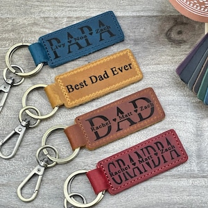 Papa Keychain, Personalized Leather Keychain for Papa, Fathers Day Gift, Gift for Grandpa, Dad Christmas Gift, Custom Papa Leather Key Fob