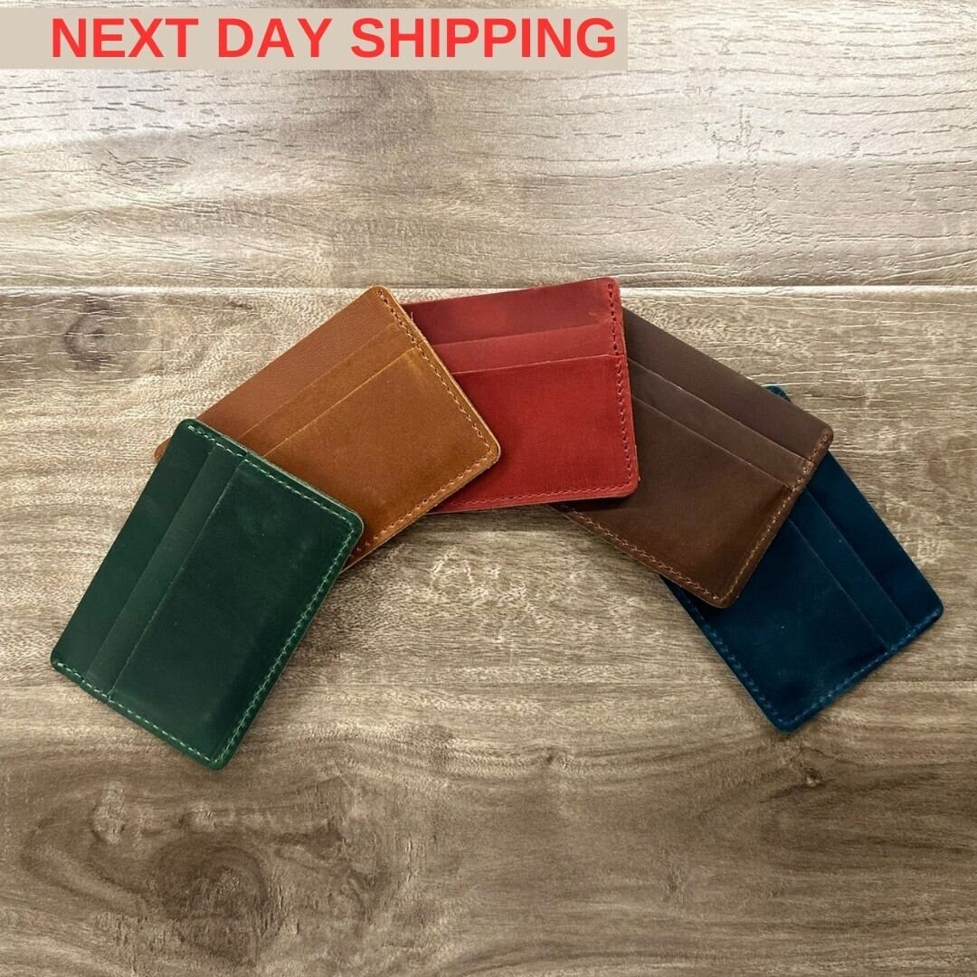 Sleek and Stylish Minimalist Wallet - Perfect Card Holder for Women and