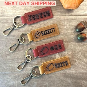 Portachiavi a tema calcio, regali per squadre di calcio, regali per serate di calcio per anziani, regali personalizzati a tema calcio, portachiavi, fine stagione, banchetto di calcio
